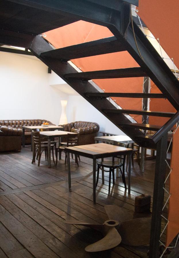 Schiffshotel "Schlafen Im Hafen" 함브루크 외부 사진